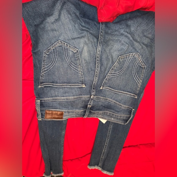 Hollister skinny jeans - Picture 2 of 3